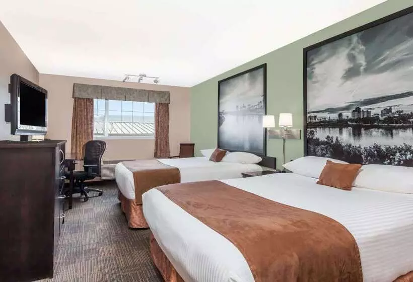 Motel Super 8 By Wyndham Saskatoon Near Saskatoon Airport