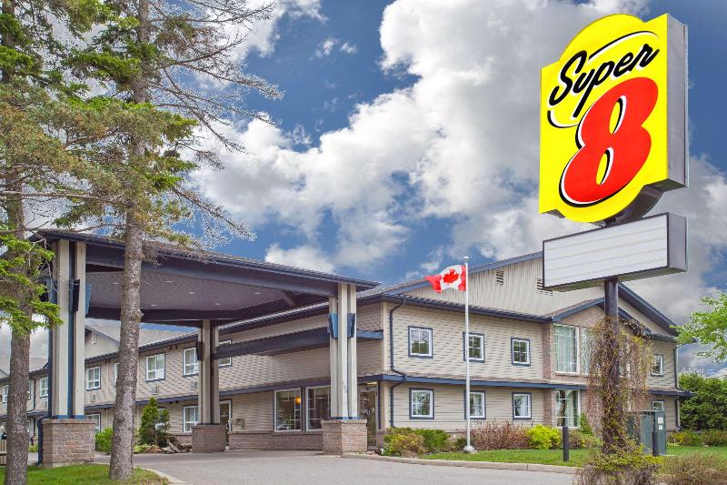 מוטל Super 8 By Wyndham Sault Ste Marie On