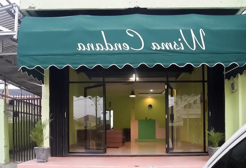 Nocleg ze śniadaniem Wisma Cendana