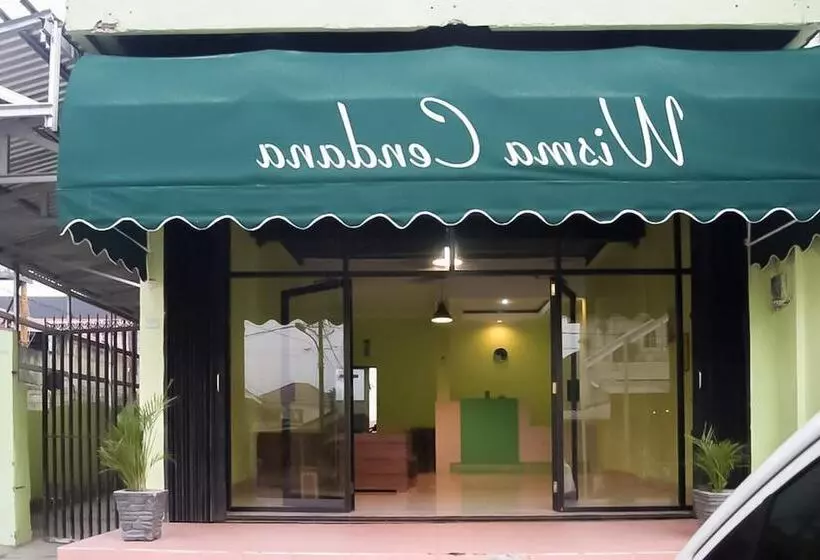 ベッドアンドブレックファースト Wisma Cendana