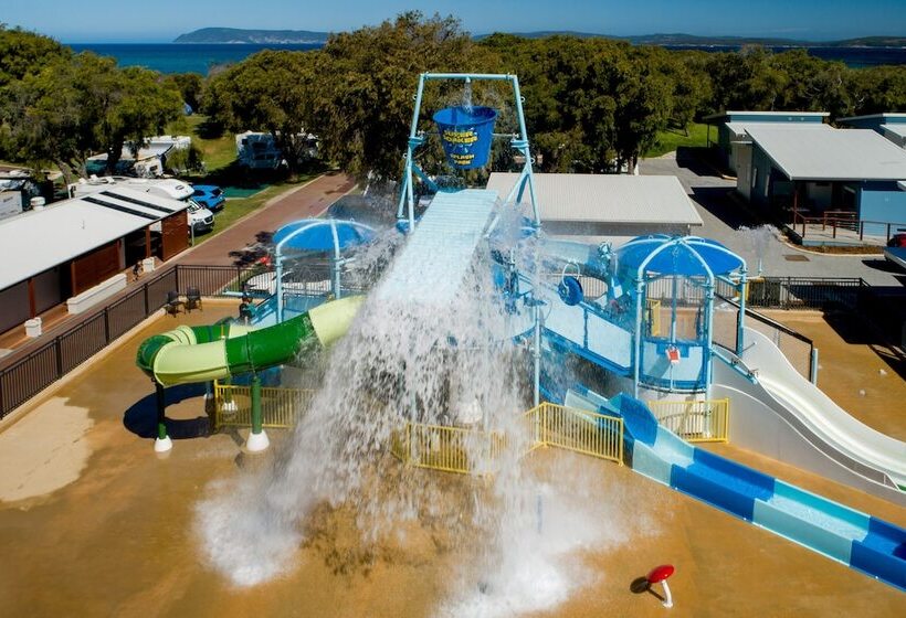 בית מלון כפרי Big4 Emu Beach Holiday Park