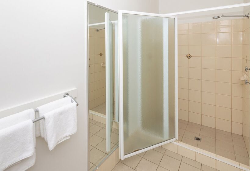 בית מלון כפרי Big4 Emu Beach Holiday Park