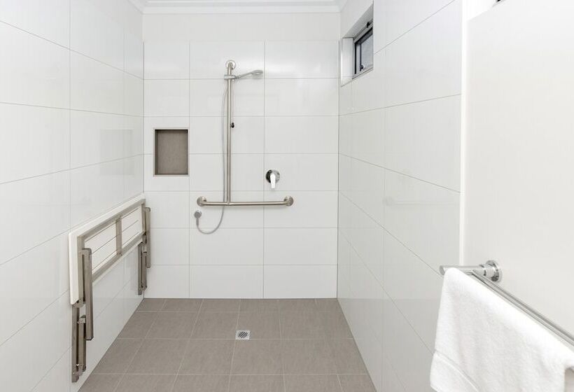 בית מלון כפרי Big4 Emu Beach Holiday Park