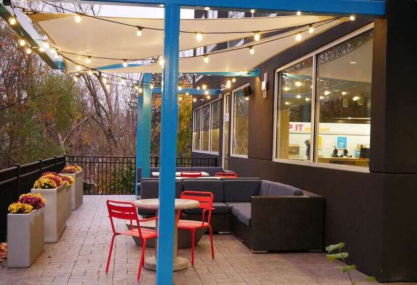 Отель Tru By Hilton Chambersburg, Pa