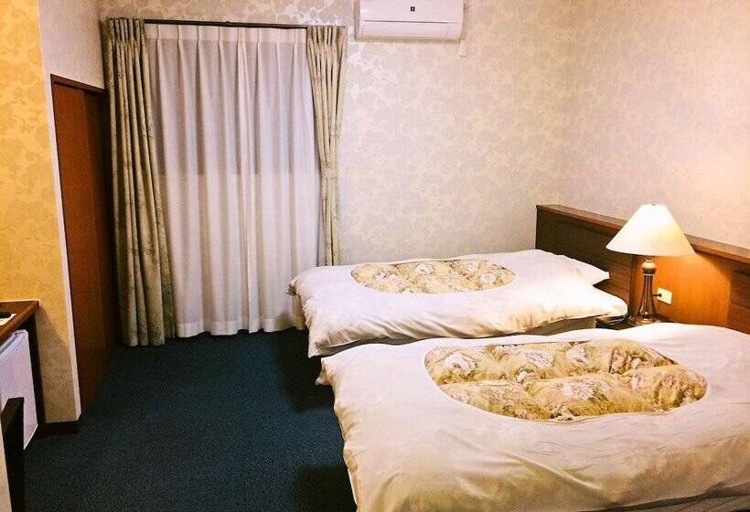 료칸 Hamasaka Onsen Totoya