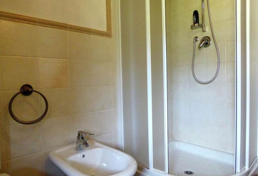 Charming Detached House In Lucca Province