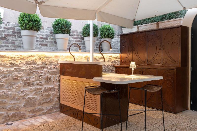 호텔 Acanthus Blue