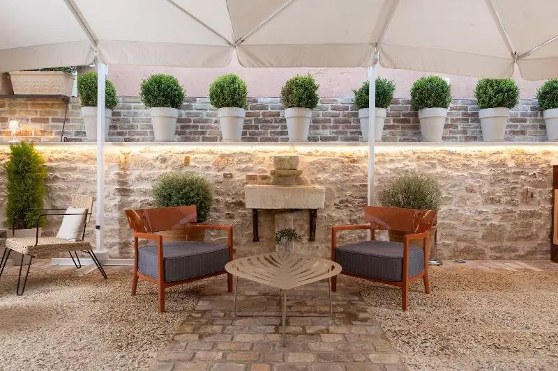 ホテル Acanthus Blue