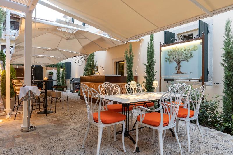 호텔 Acanthus Blue