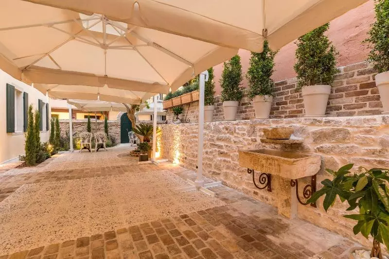 ホテル Acanthus Blue