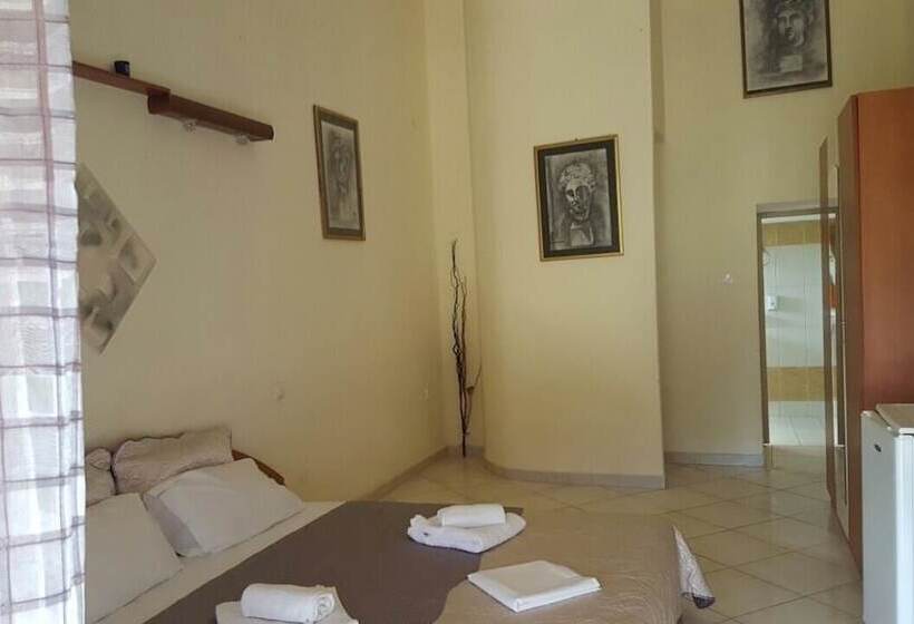 호텔 Koviou Holiday Village