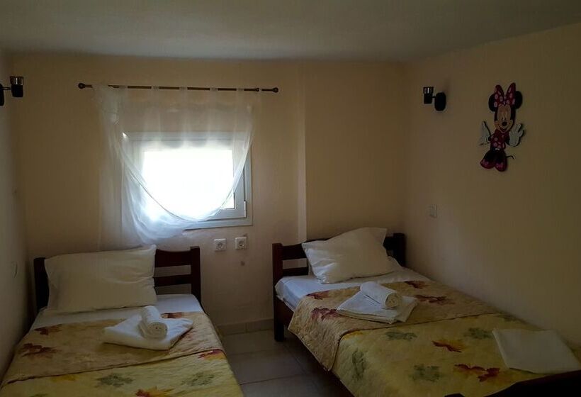 호텔 Koviou Holiday Village