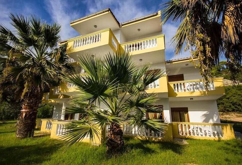 호텔 Koviou Holiday Village