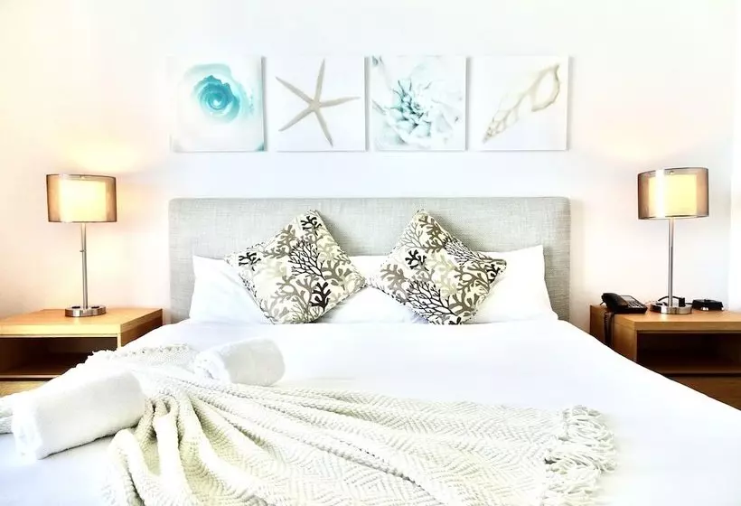 ホテル South Ocean Suites