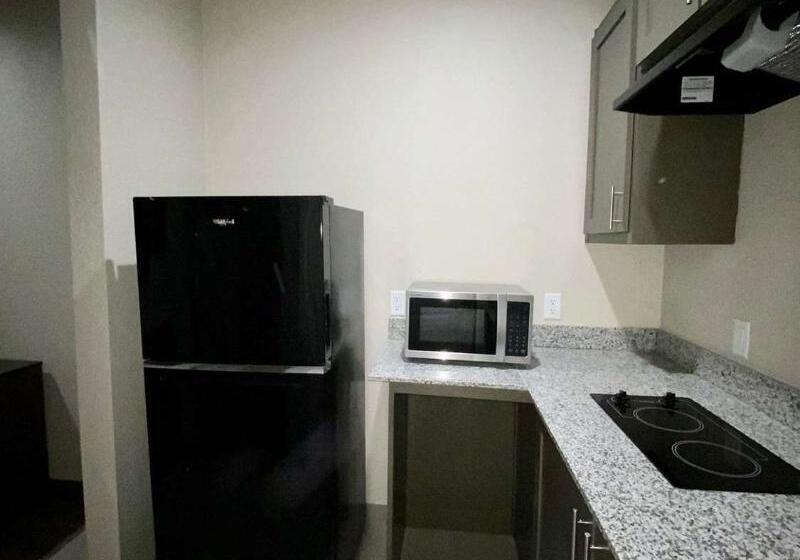 Surestay Plus Hotel By Best Western Ada