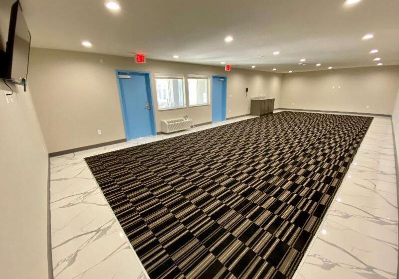 Surestay Plus Hotel By Best Western Ada