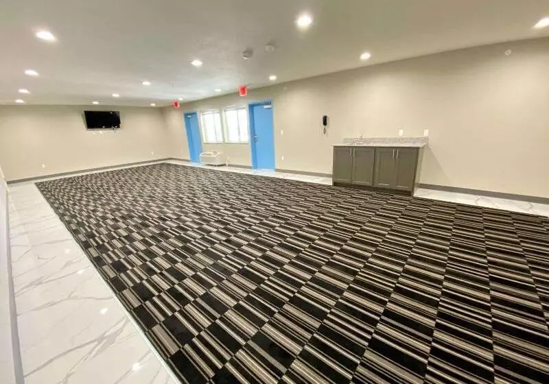 Surestay Plus Hotel By Best Western Ada