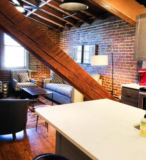 Szálloda The Lofts At Downtown Salem