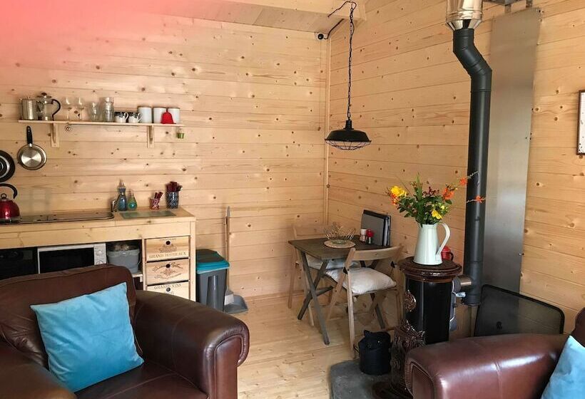 Off Grid Hideaway On The West Coast Of Scotland