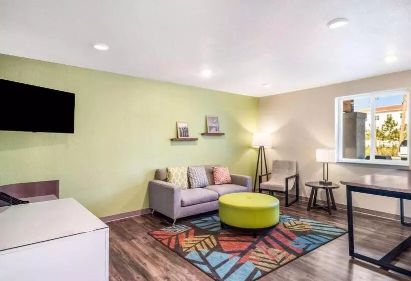 Hotelli Woodspring Suites Bradenton