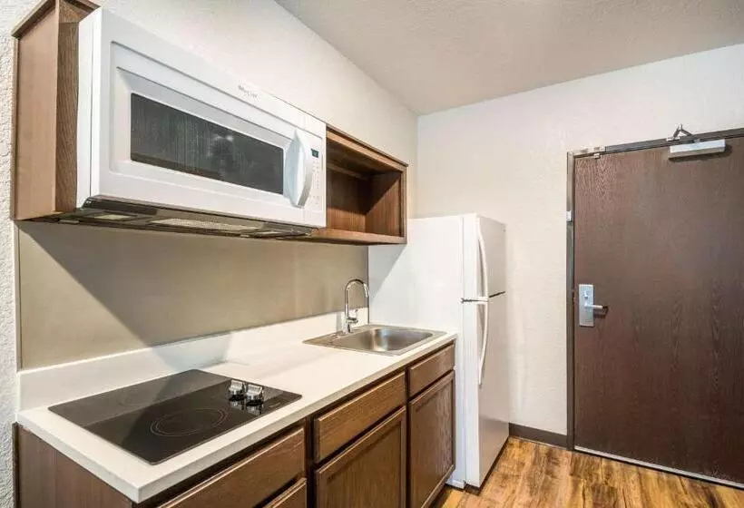 Hotelli Woodspring Suites Bradenton