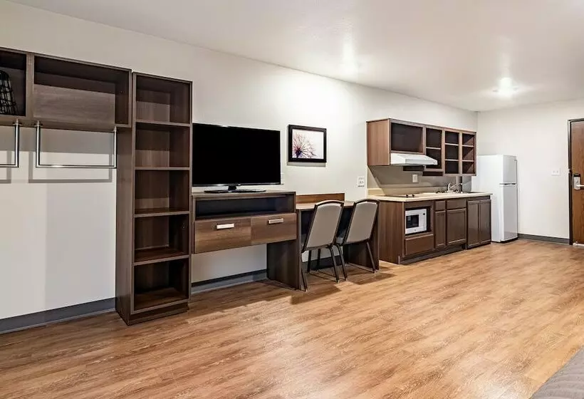 Hotelli Woodspring Suites Toledo Maumee