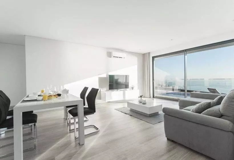 Searenity Vacations Home Ii By An Island Apart