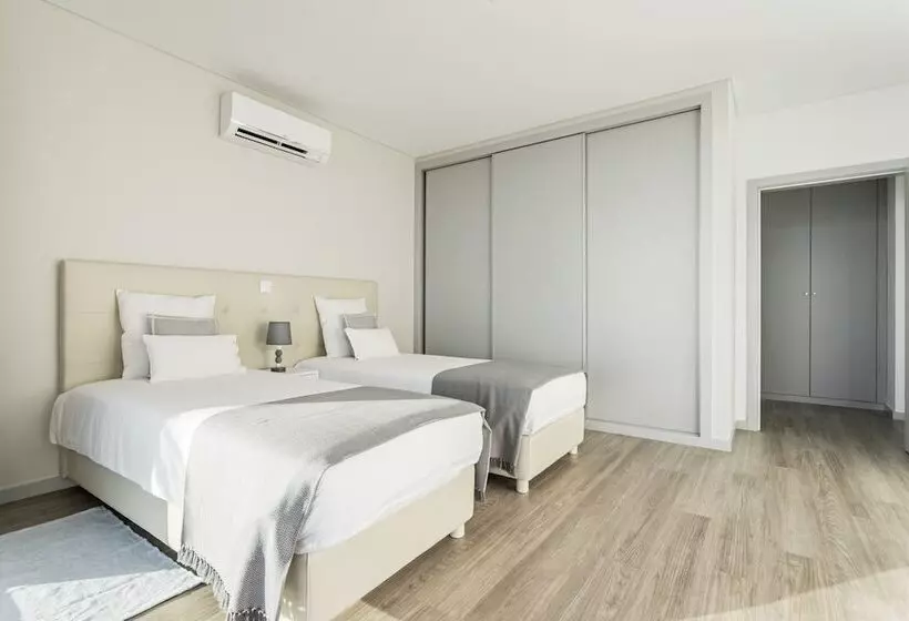 Searenity Vacations Home Ii By An Island Apart