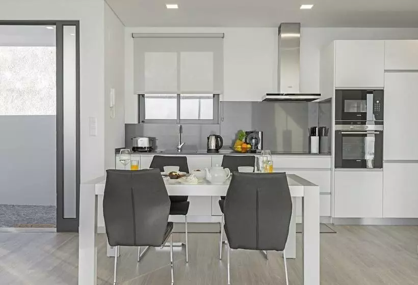 Searenity Vacations Home Ii By An Island Apart