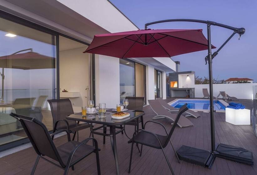 Searenity Vacations Home Ii By An Island Apart