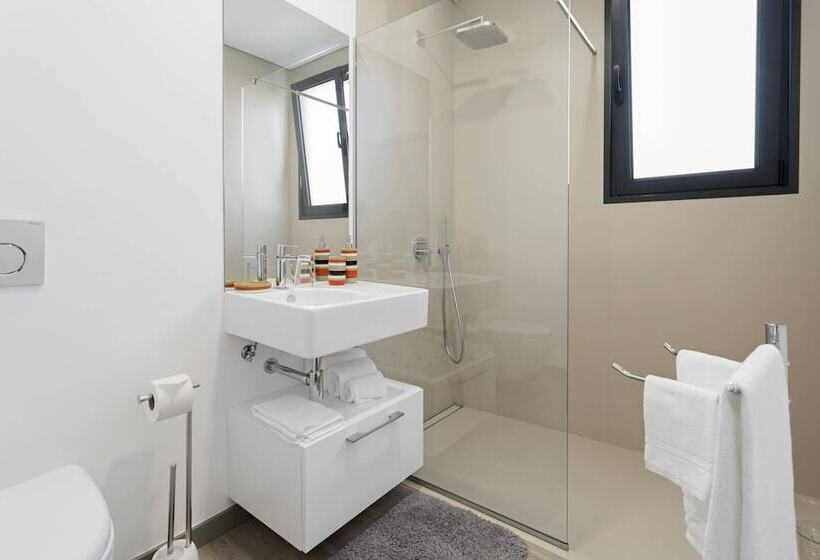 Searenity Vacations Home Ii By An Island Apart