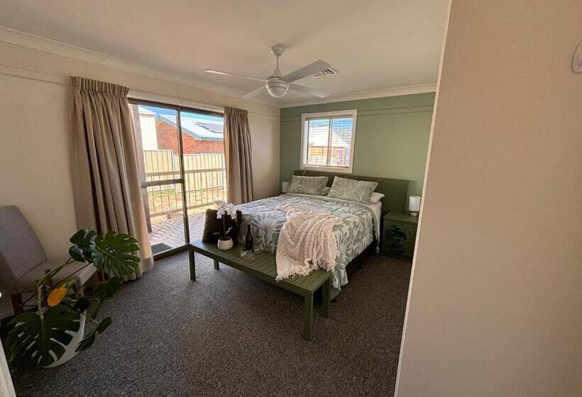 Hills Of Gold Motel At Nundle