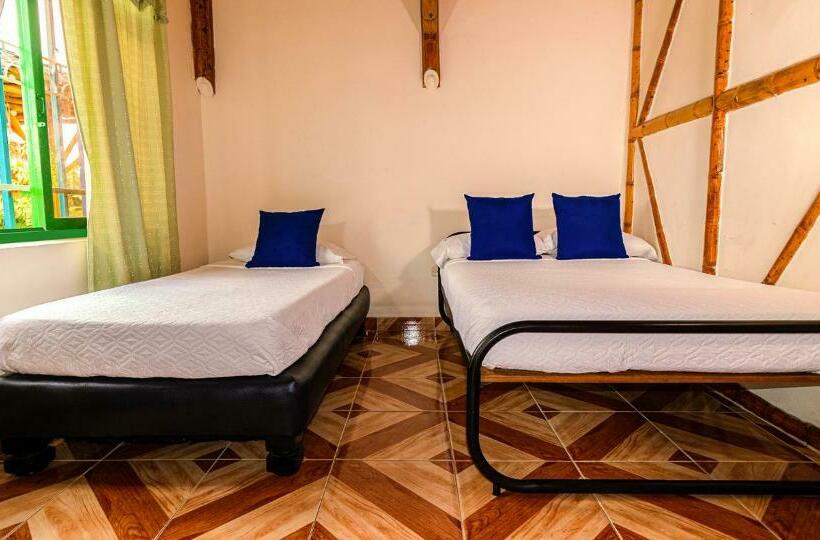 בית מלון כפרי Mundies Finca La Dorada