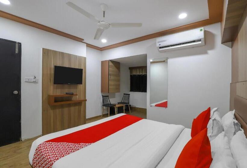 هتل Oyo 75323 Signature