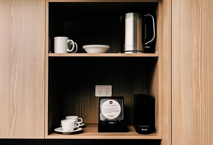 ホテル Toms Court