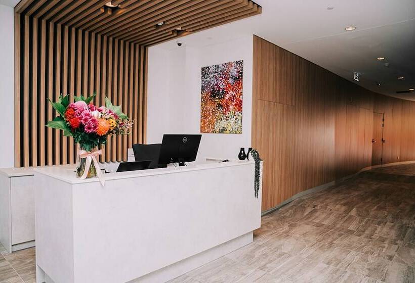 ホテル Toms Court