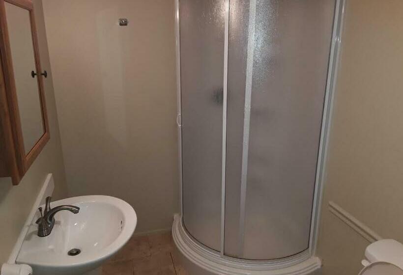 ユースホステル The Ivoryton Inn