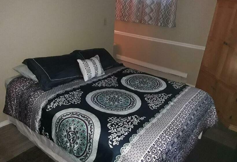 הוסטל The Ivoryton Inn