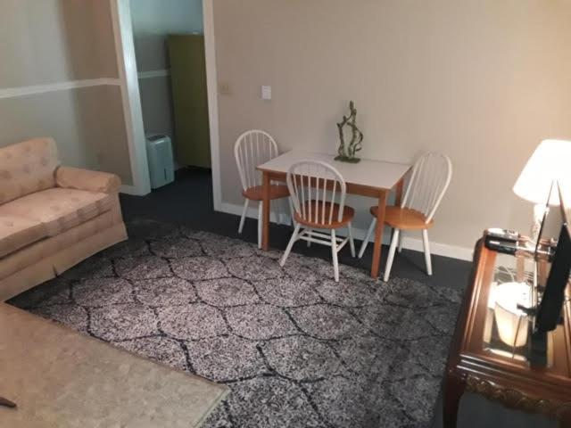 ユースホステル The Ivoryton Inn