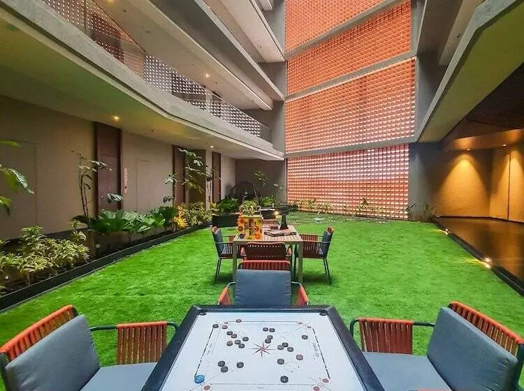 Aria Resort & Spa