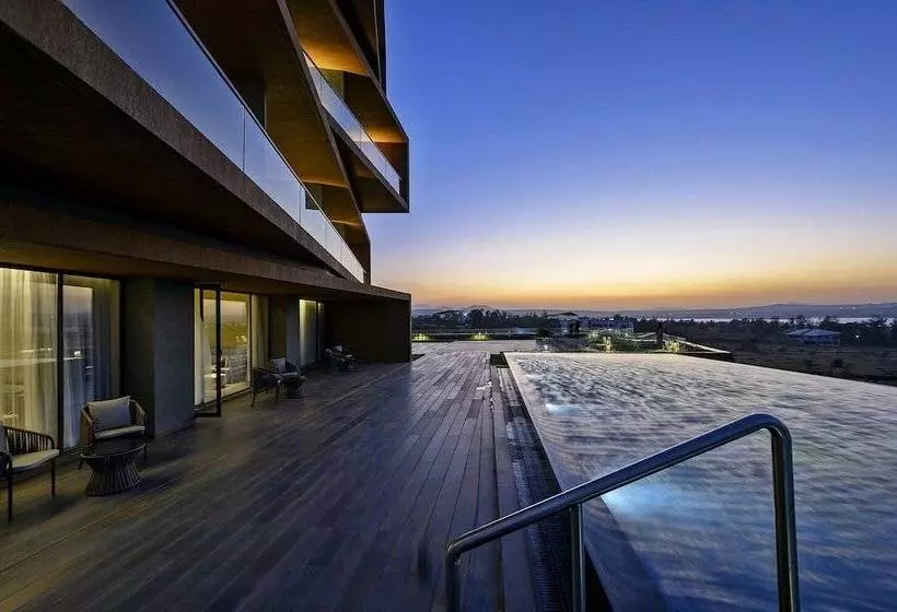 Aria Resort & Spa