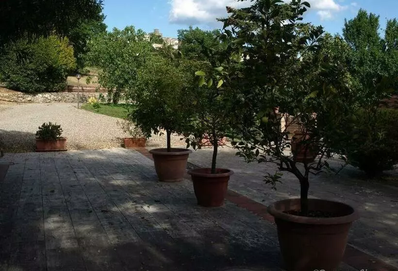 ホテル Agriturismo Podere 3 Querce