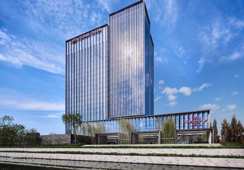Отель Crowne Plaza Qidong, An Ihg