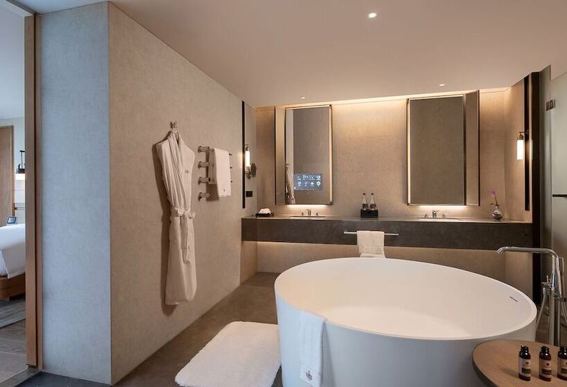 Grand Wuji Hotel, In The Unbound Collection By Hyatt