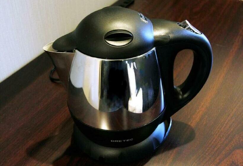 בית מלון כפרי Livemax Hiroshima Funairimachi Riverside