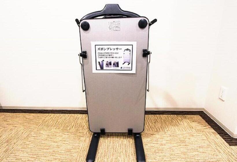 בית מלון כפרי Livemax Hiroshima Funairimachi Riverside