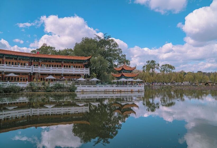 Отель Sheraton Kunming