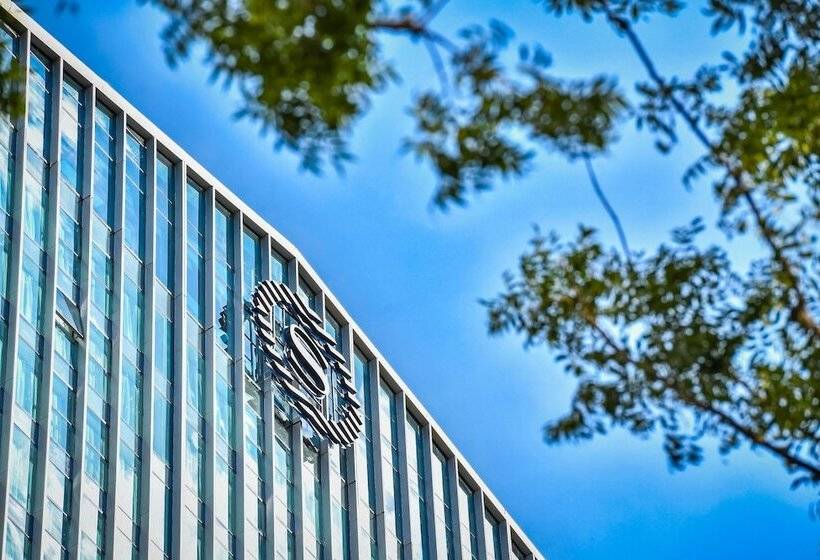 Отель Sheraton Kunming