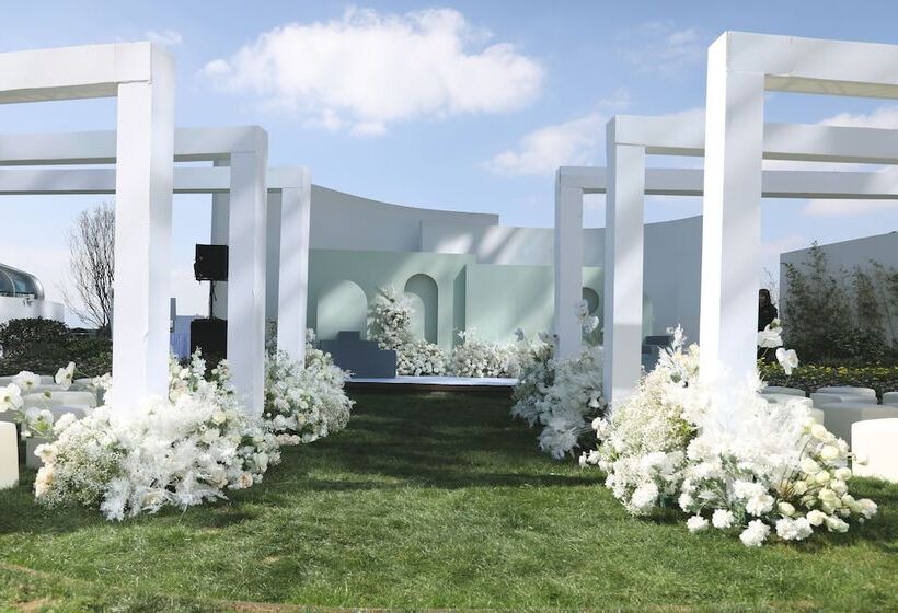 Отель Sheraton Kunming