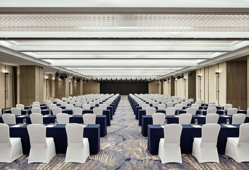 Отель Sheraton Kunming